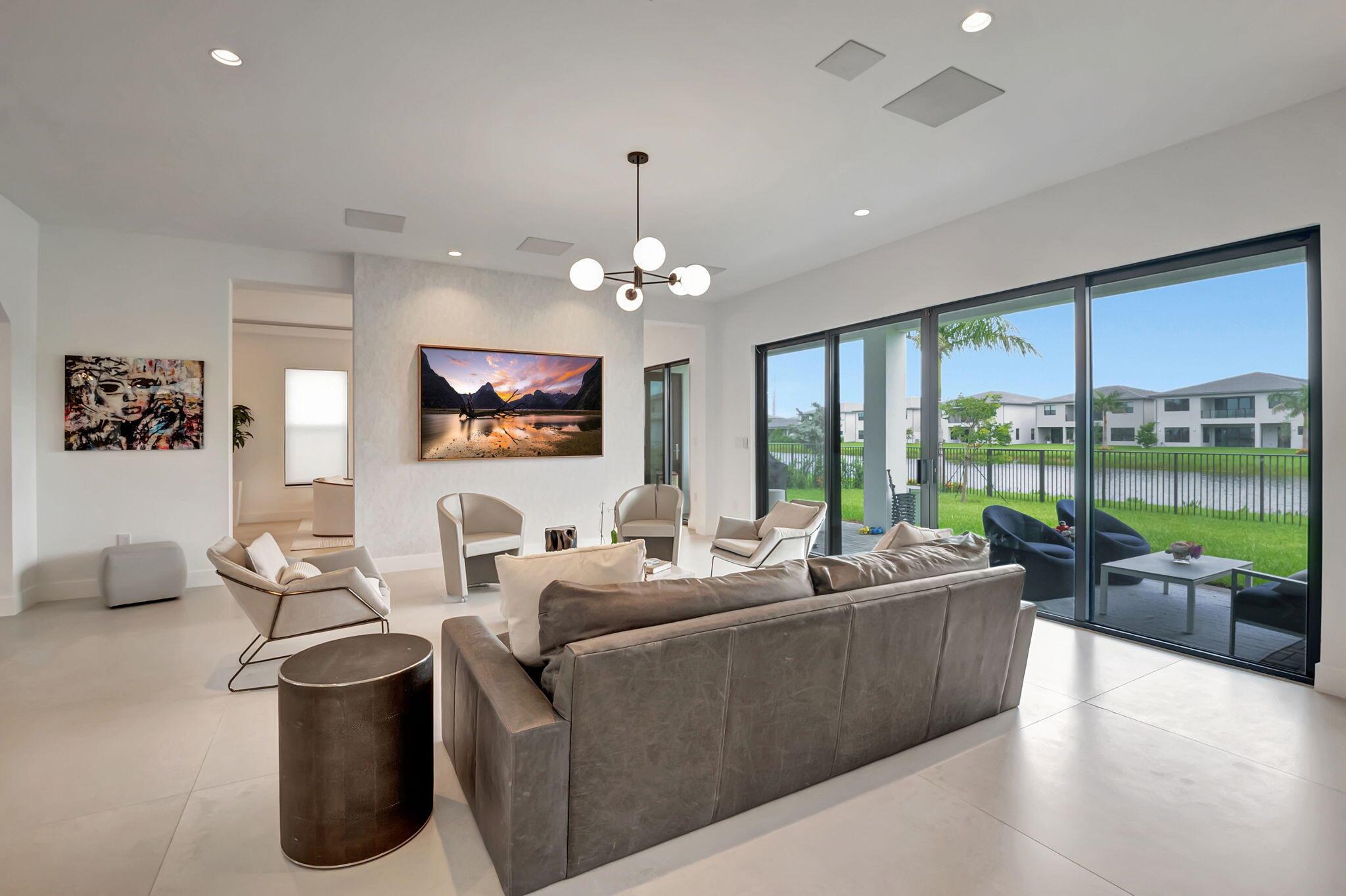 Lotus Palm - Residential