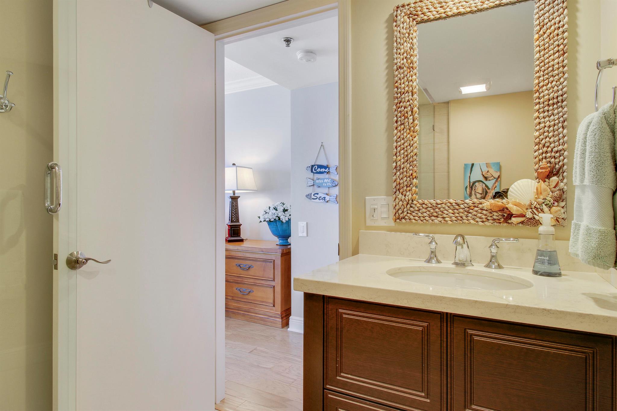 OCEAN SOUND CONDO - Residential