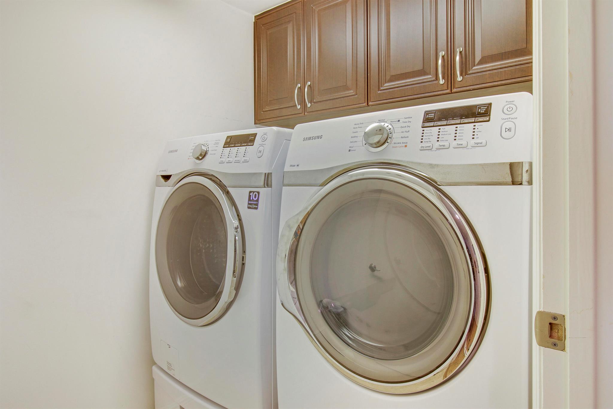 OCEAN SOUND CONDO - Residential