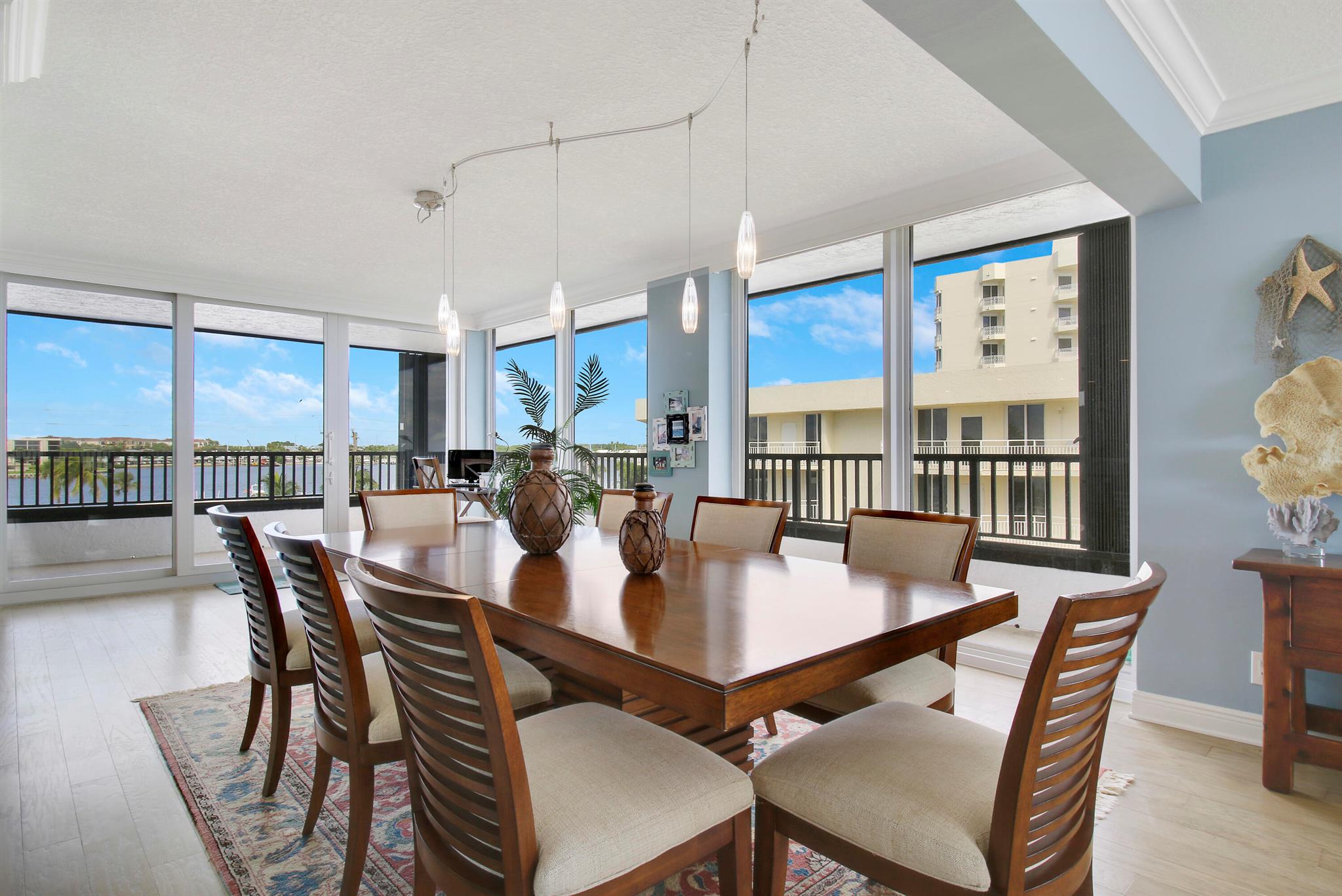 OCEAN SOUND CONDO - Residential