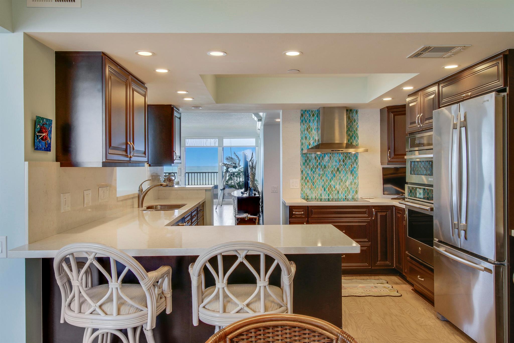 OCEAN SOUND CONDO - Residential