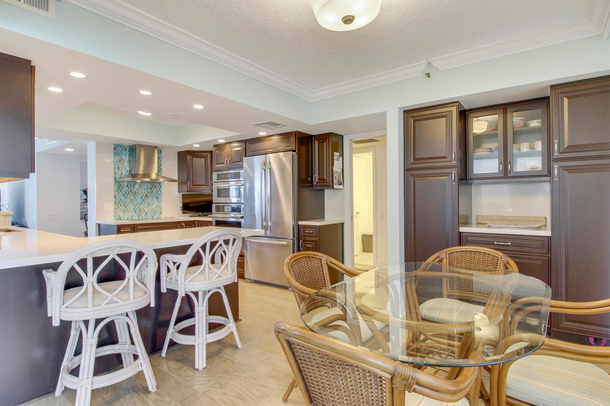 OCEAN SOUND CONDO - Residential