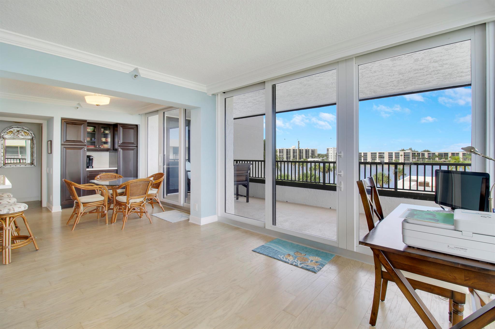 OCEAN SOUND CONDO - Residential