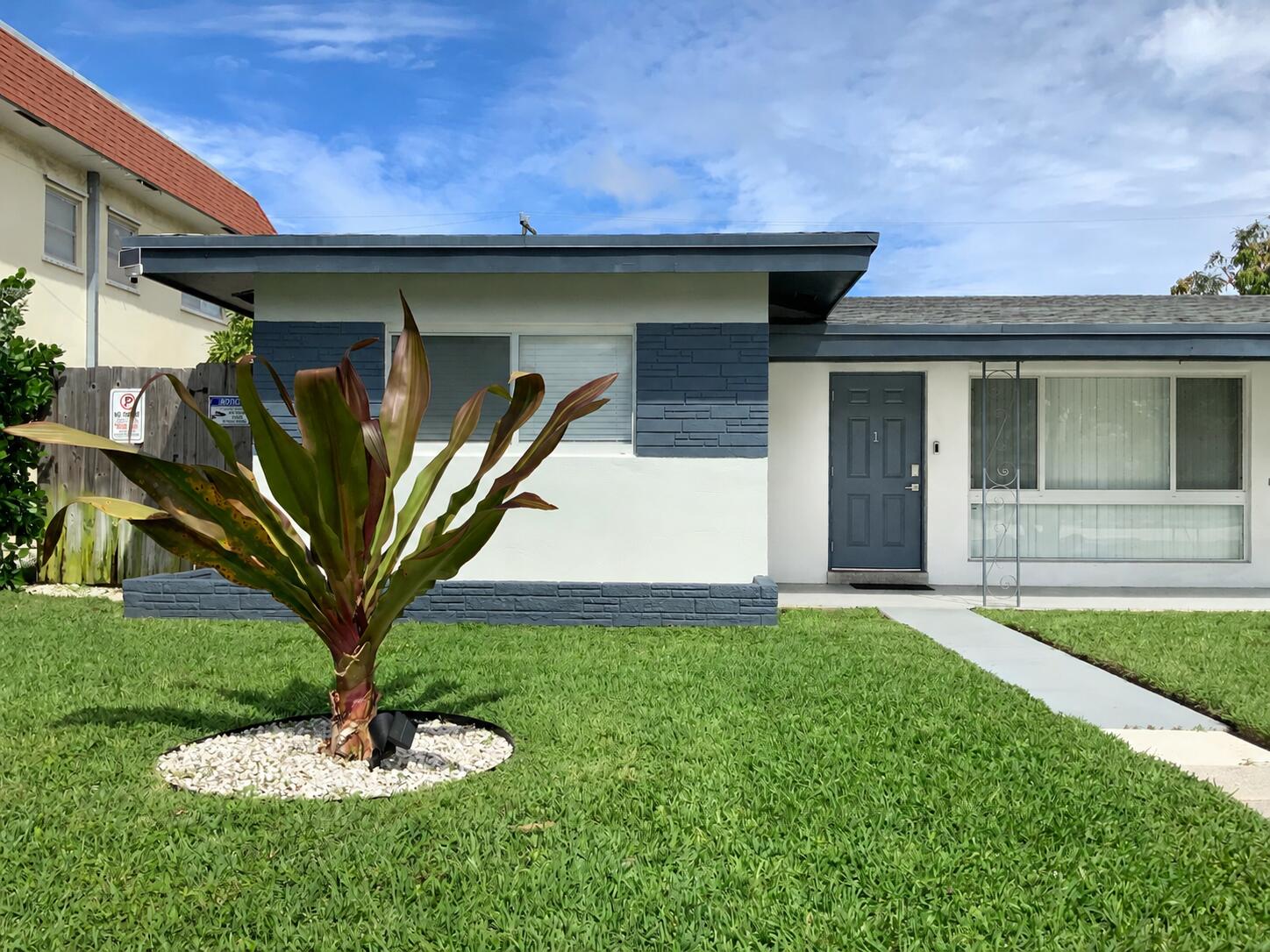 1261 SE 2ND Street 1