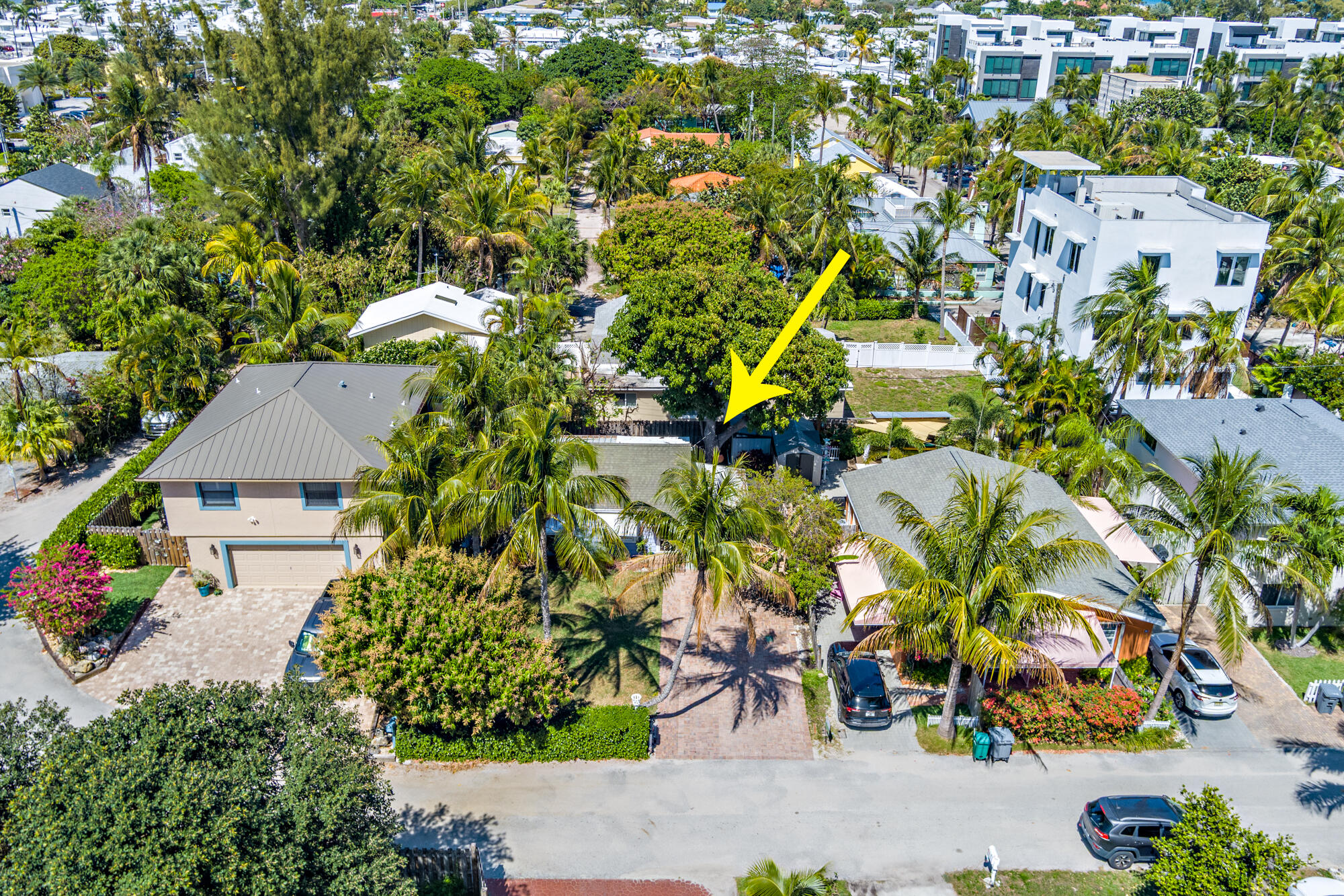 GULFSTREAM PARK - Residential