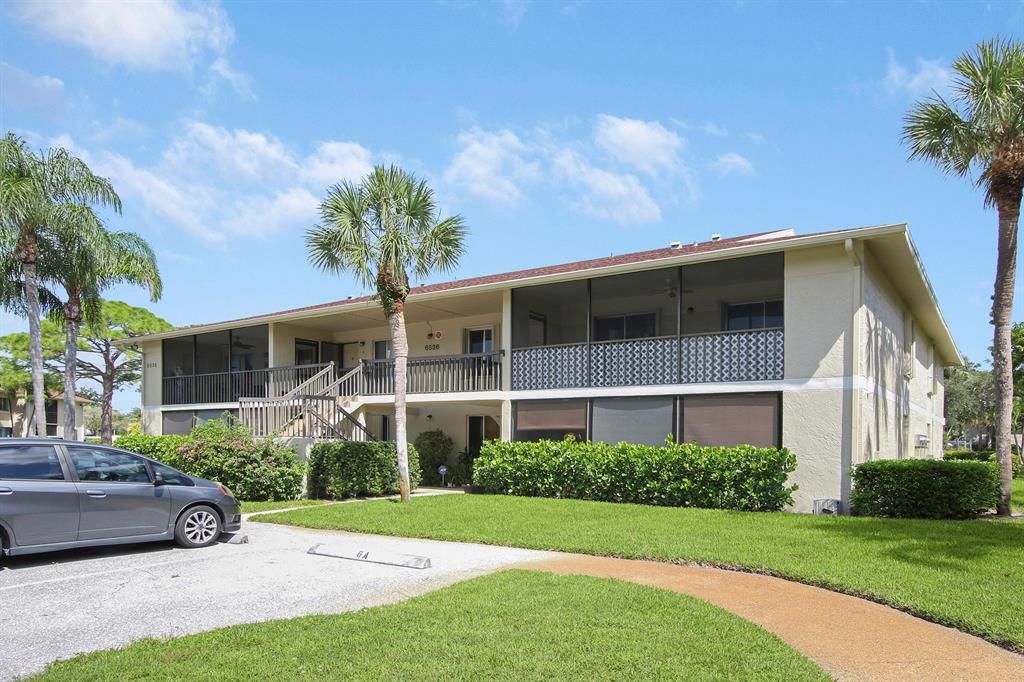 Photo of 6536 Chasewood F Drive #F, Jupiter, FL 33458 (MLS # R10743822)