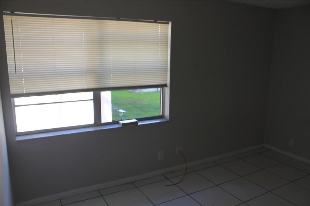 COUNTRYSIDE CONDO - Residential Lease