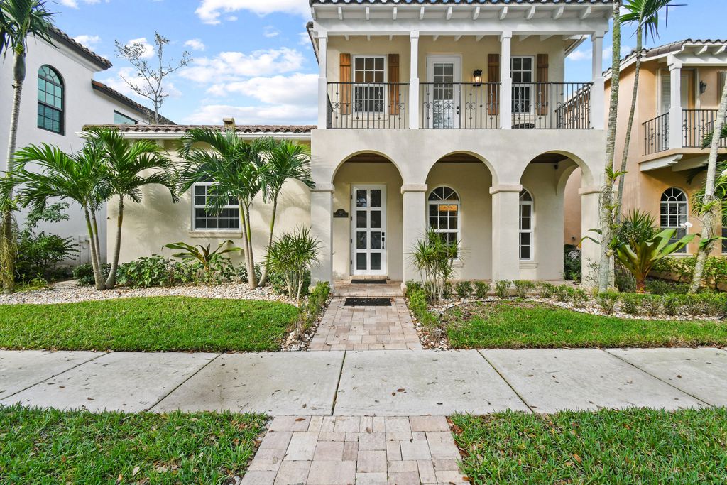 Photo of 123 Barcelona Drive, Jupiter, FL 33458 (MLS # R10952240)