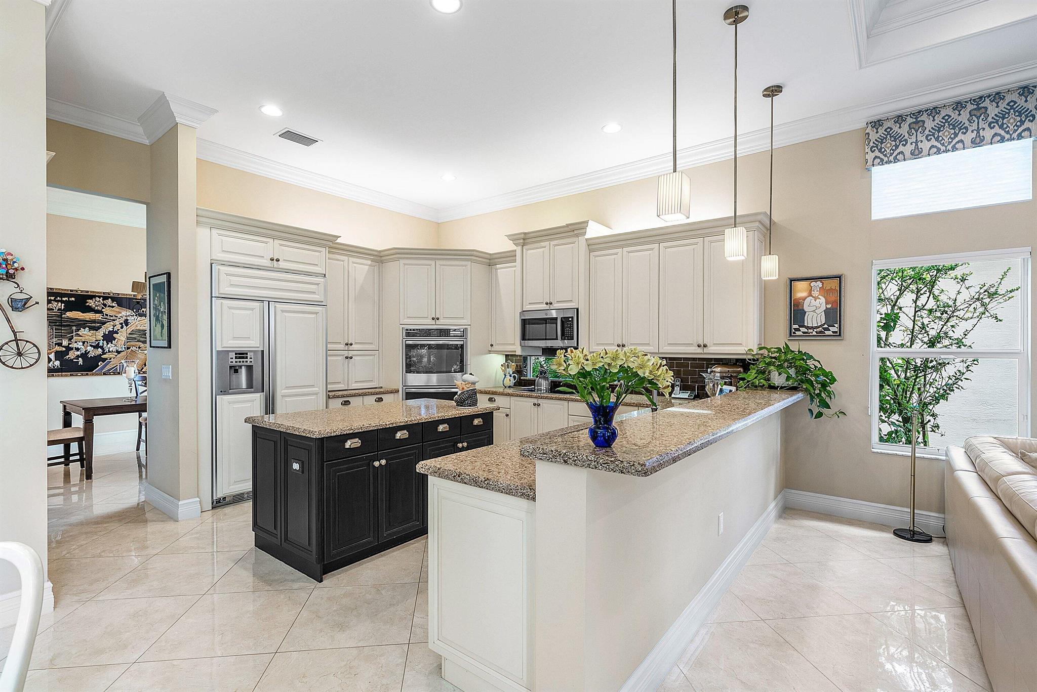 VALENCIA COVE - Residential
