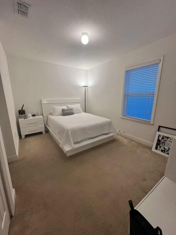 PORT ST LUCIE SECTION 26 - Residential Lease