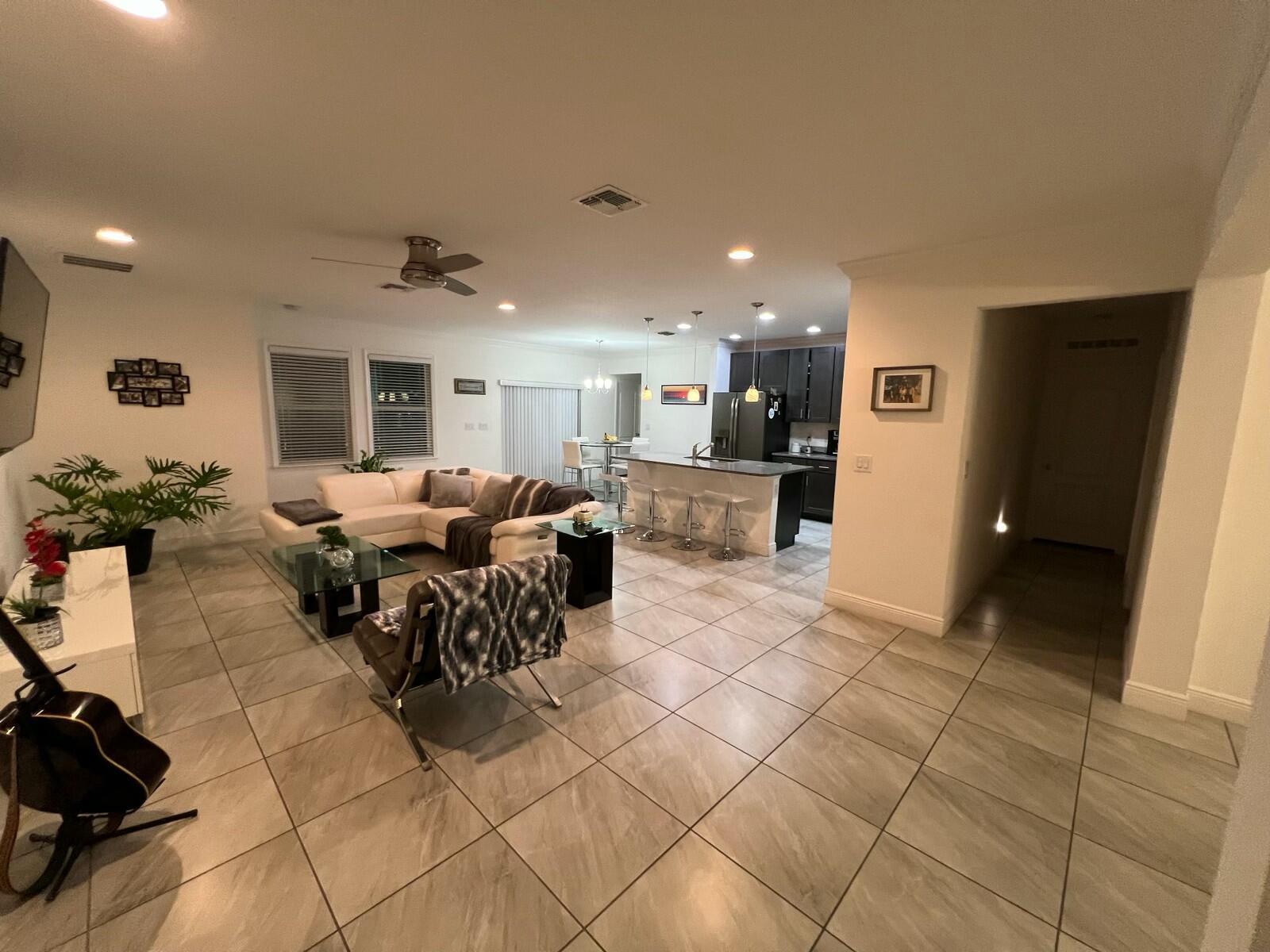 PORT ST LUCIE SECTION 26 - Residential Lease
