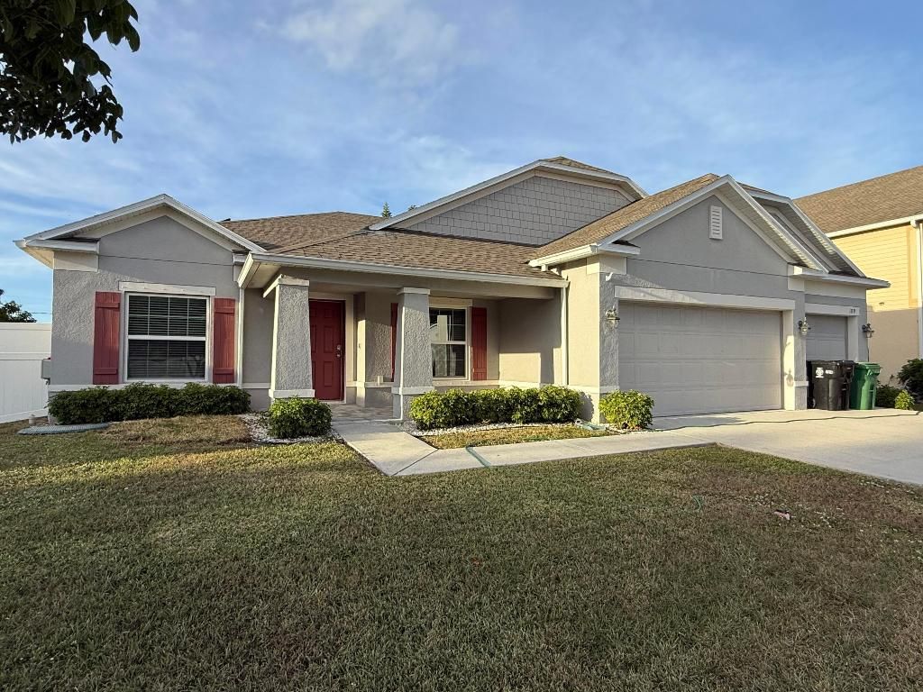 Photo of 189 NE Jettie Terrace, Port Saint Lucie, FL 34983 (MLS # R11115070)