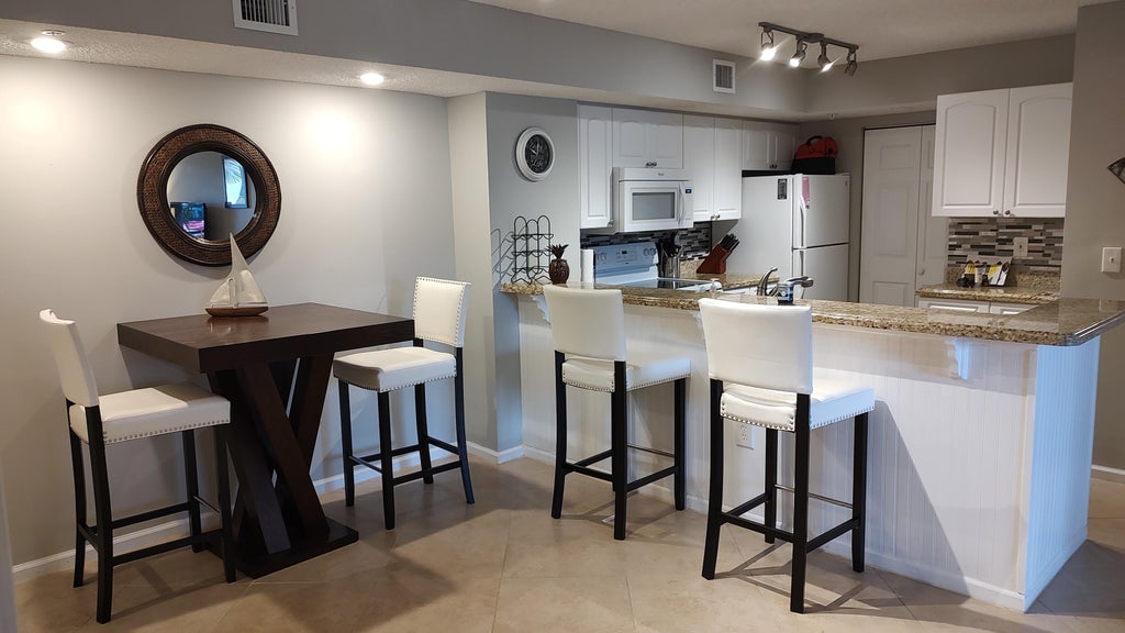 Photo of 272 Village Boulevard #7109, Tequesta, FL 33469 (MLS # R11022104)