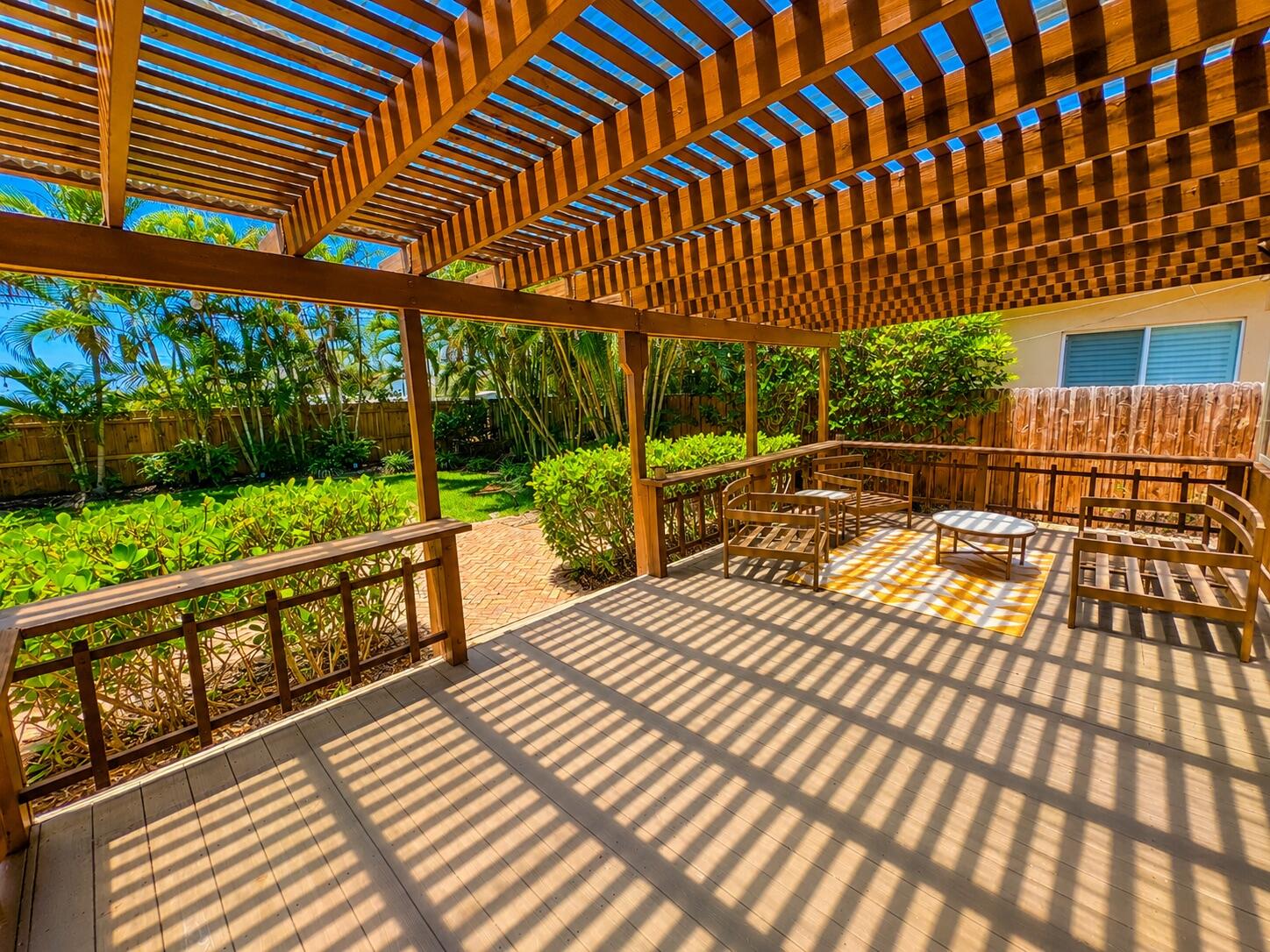 RIO VISTA ISLES - Residential