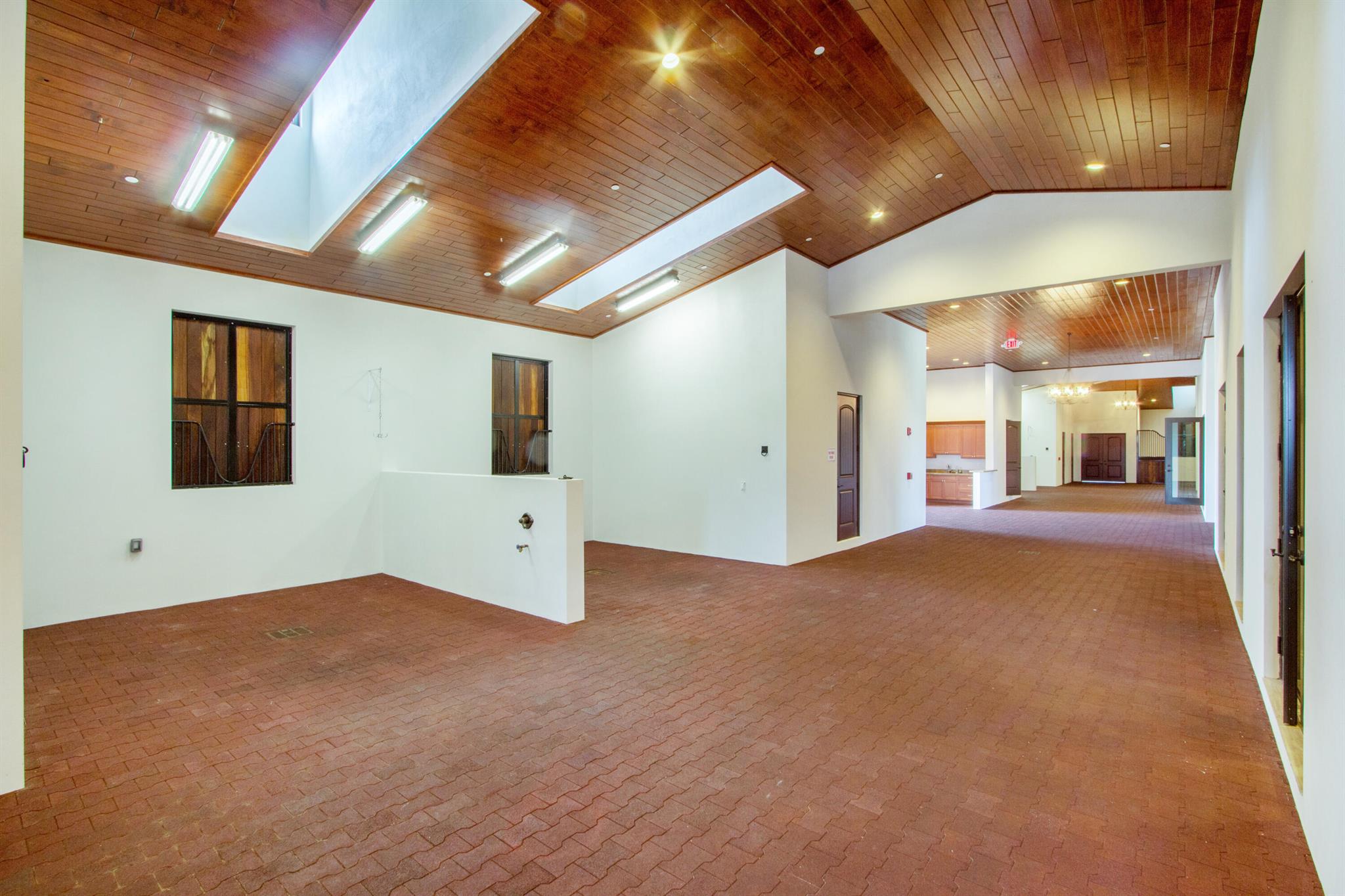 GRAND PRIX VILLAGE SOUTH - Residential