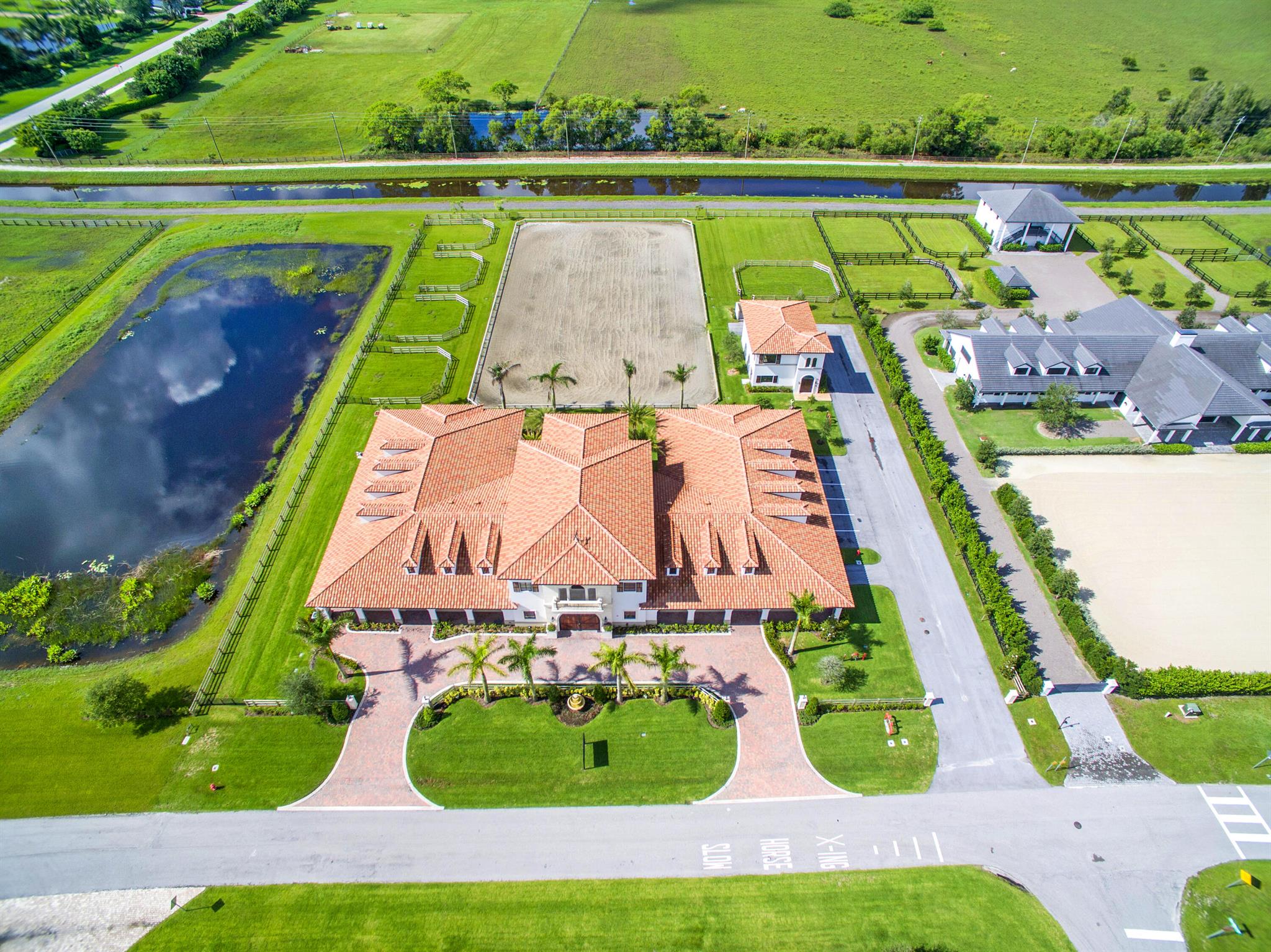 GRAND PRIX VILLAGE SOUTH - Residential