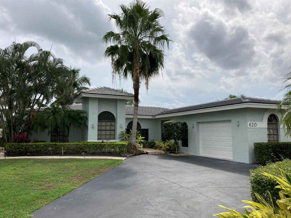Photo of 620 Lighthouse Drive, North Palm Beach, FL 33408 (MLS # R10906573)
