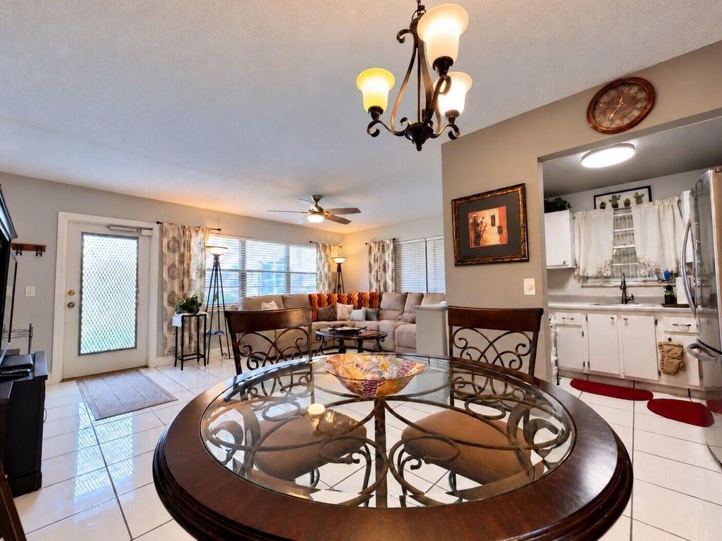 Photo of 153 CAMBRIDGE G, West Palm Beach, FL 33417 (MLS # B26092477)