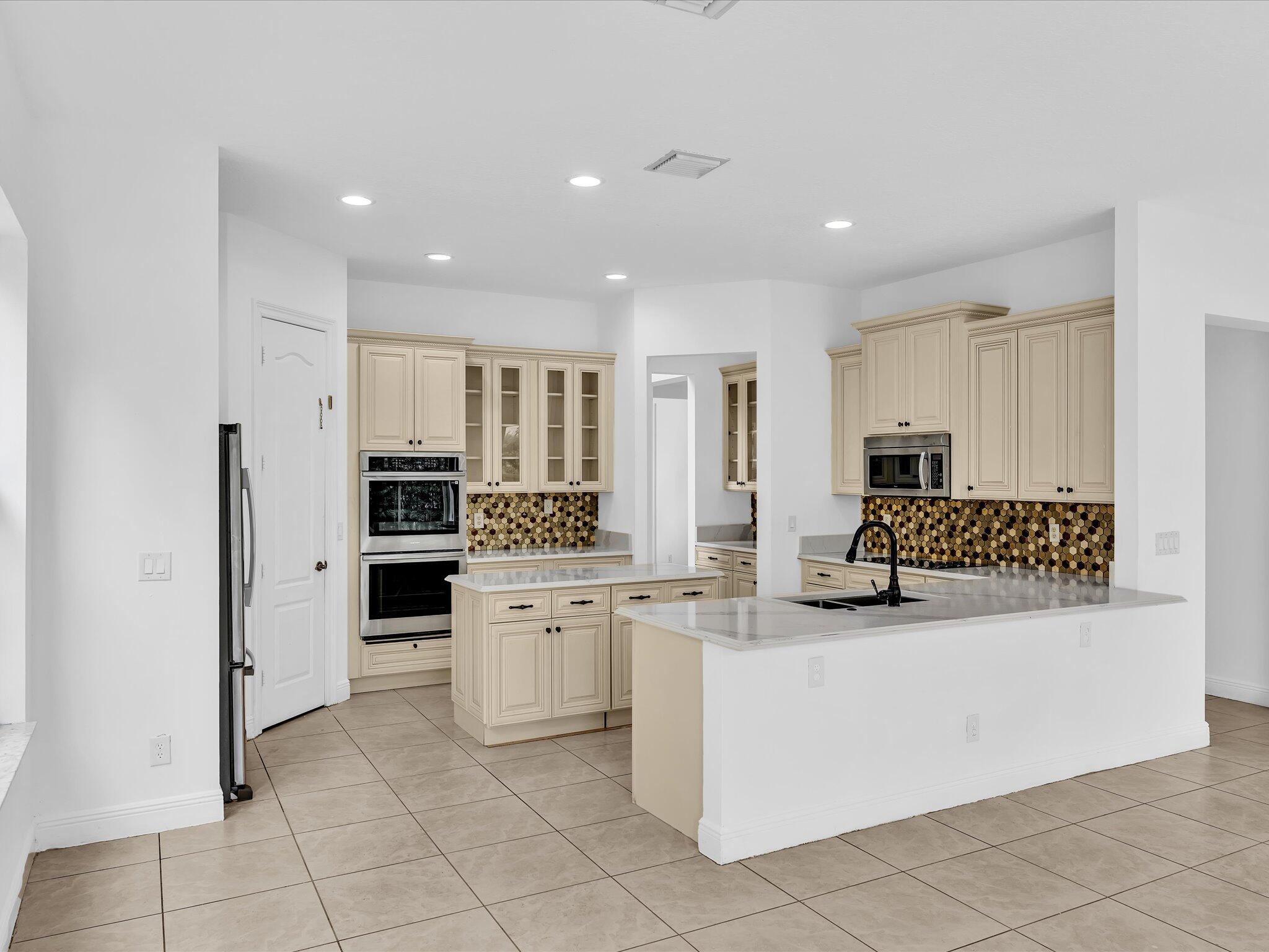 PARKWOOD ESTATES PUD - Residential