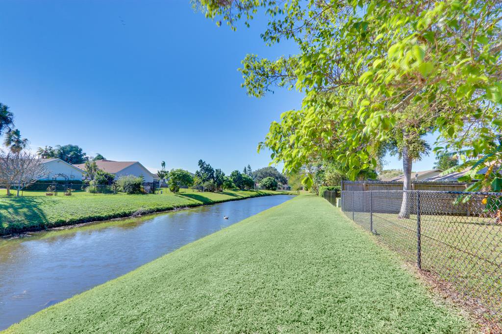 EASTWOOD OF WELLINGTON - Residential