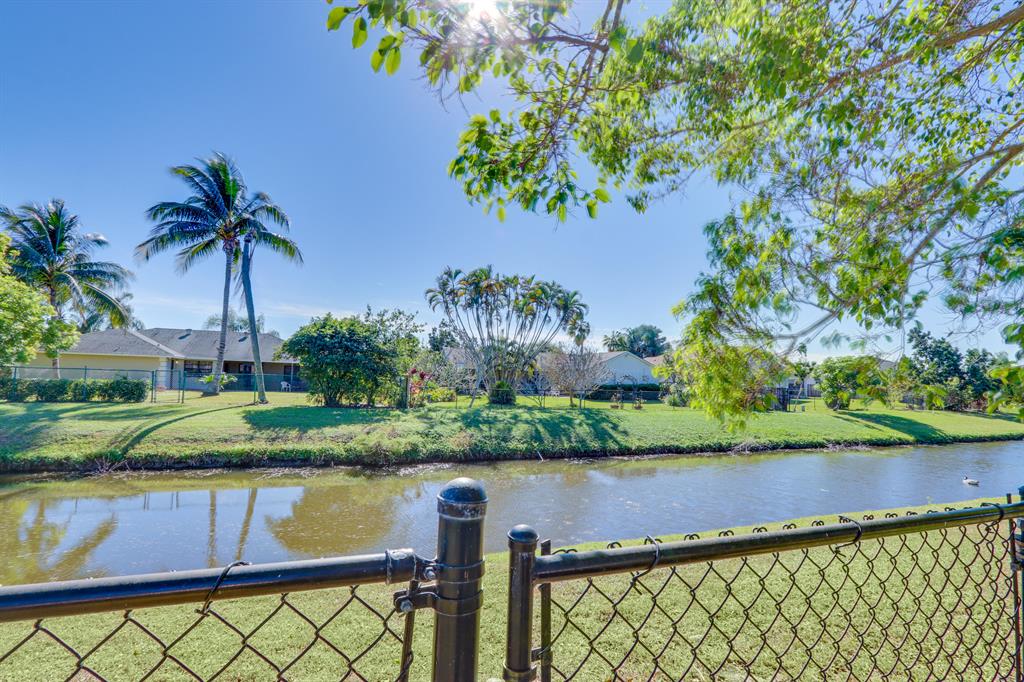 EASTWOOD OF WELLINGTON - Residential