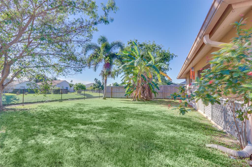 EASTWOOD OF WELLINGTON - Residential