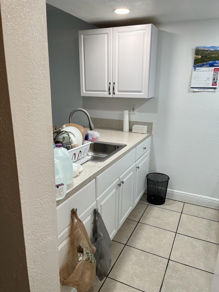 LAURELS AT SHERWOOD CONDOMINIUM - Residential