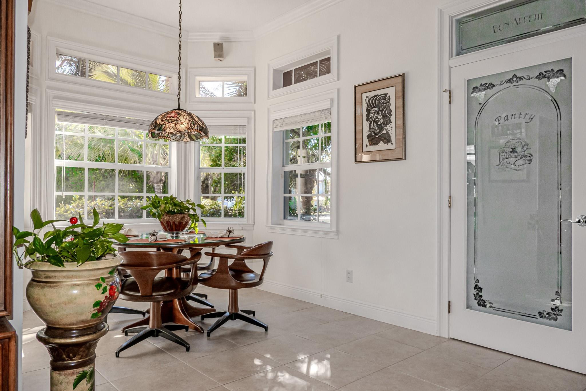 LAKERIDGE - Residential