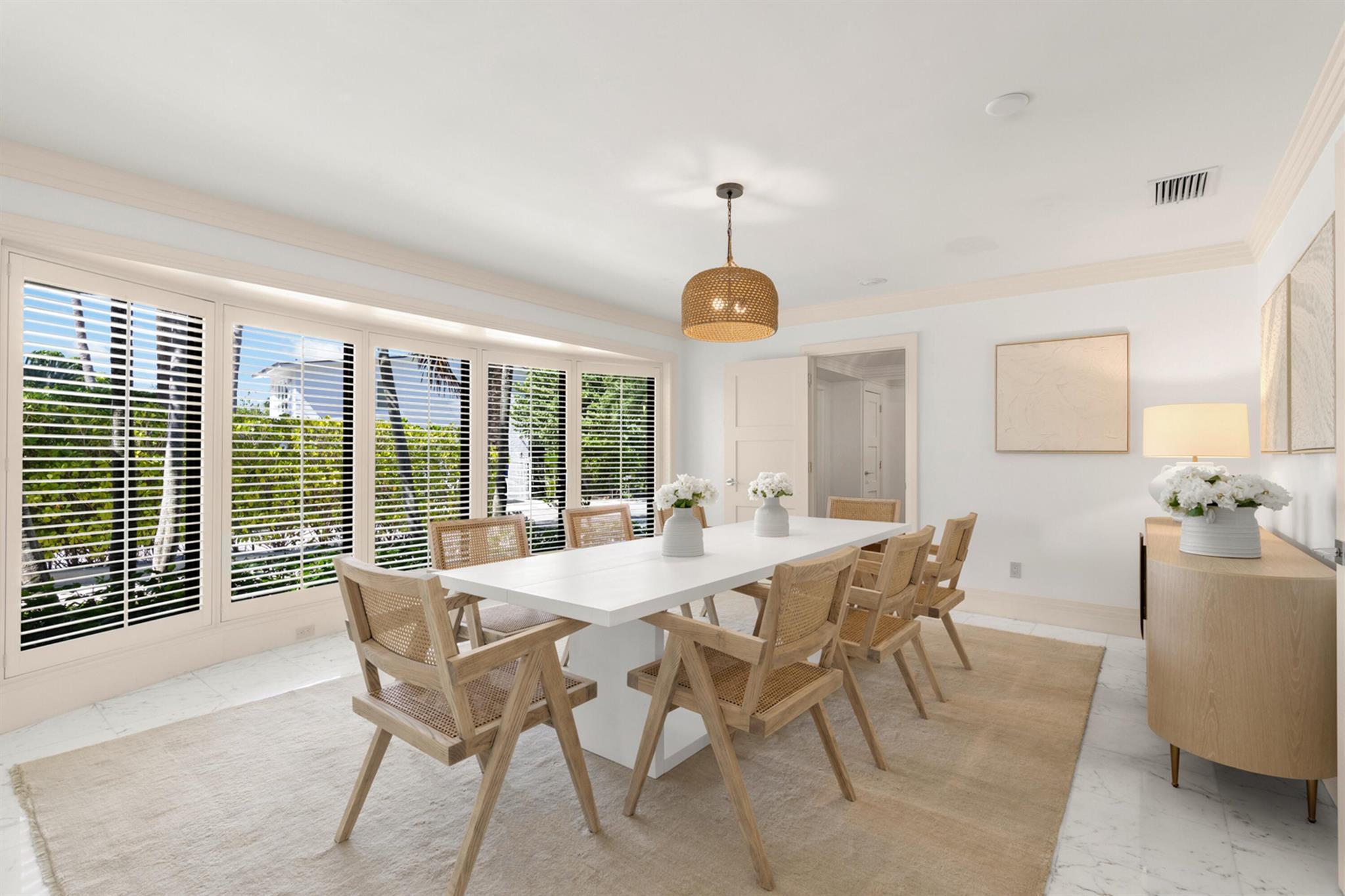 View photos, virtual tours, details... 1435 N Ocean Way