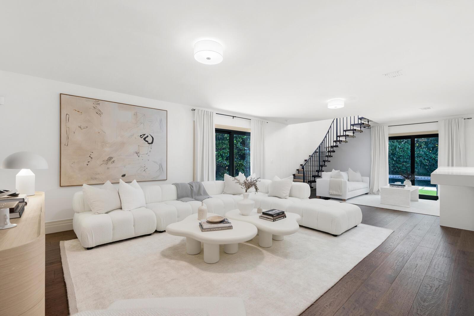 View photos, virtual tours, details... 1435 N Ocean Way