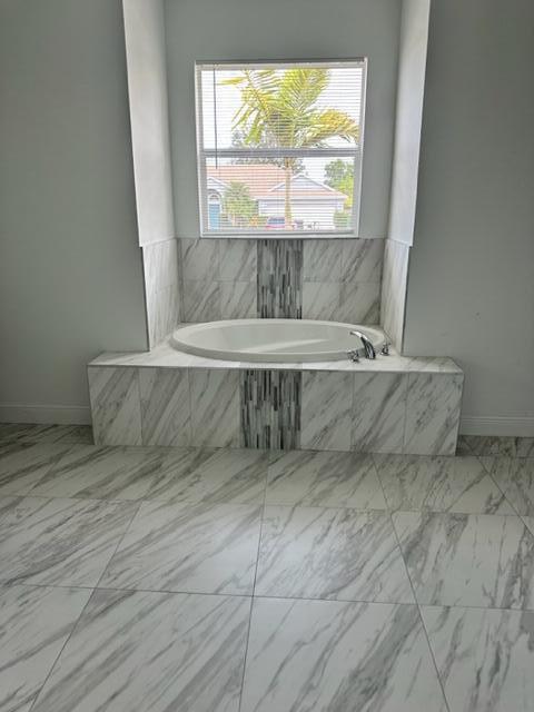 PORT ST LUCIE SECTION 19 - Residential Lease