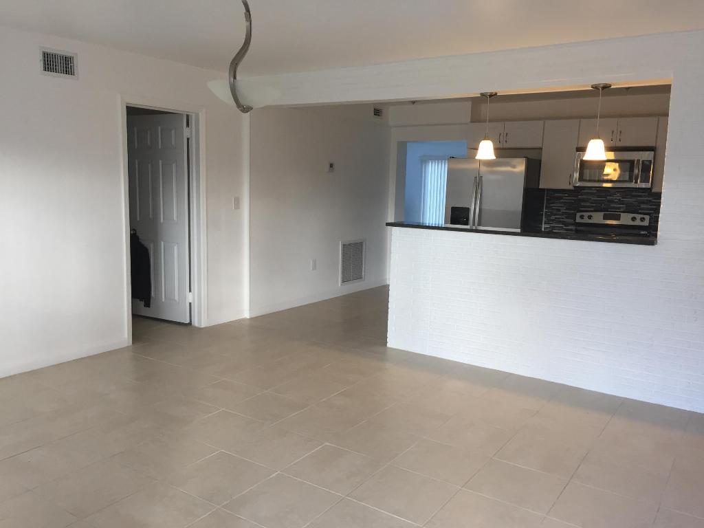 SEMINOLE MANOR 1 - Residential