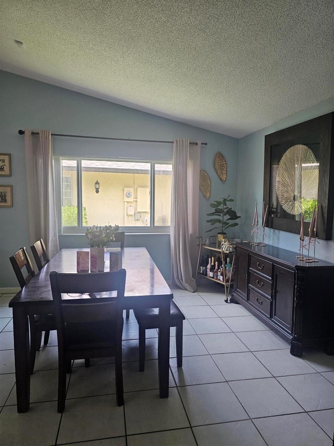 8700 NW 46th Court