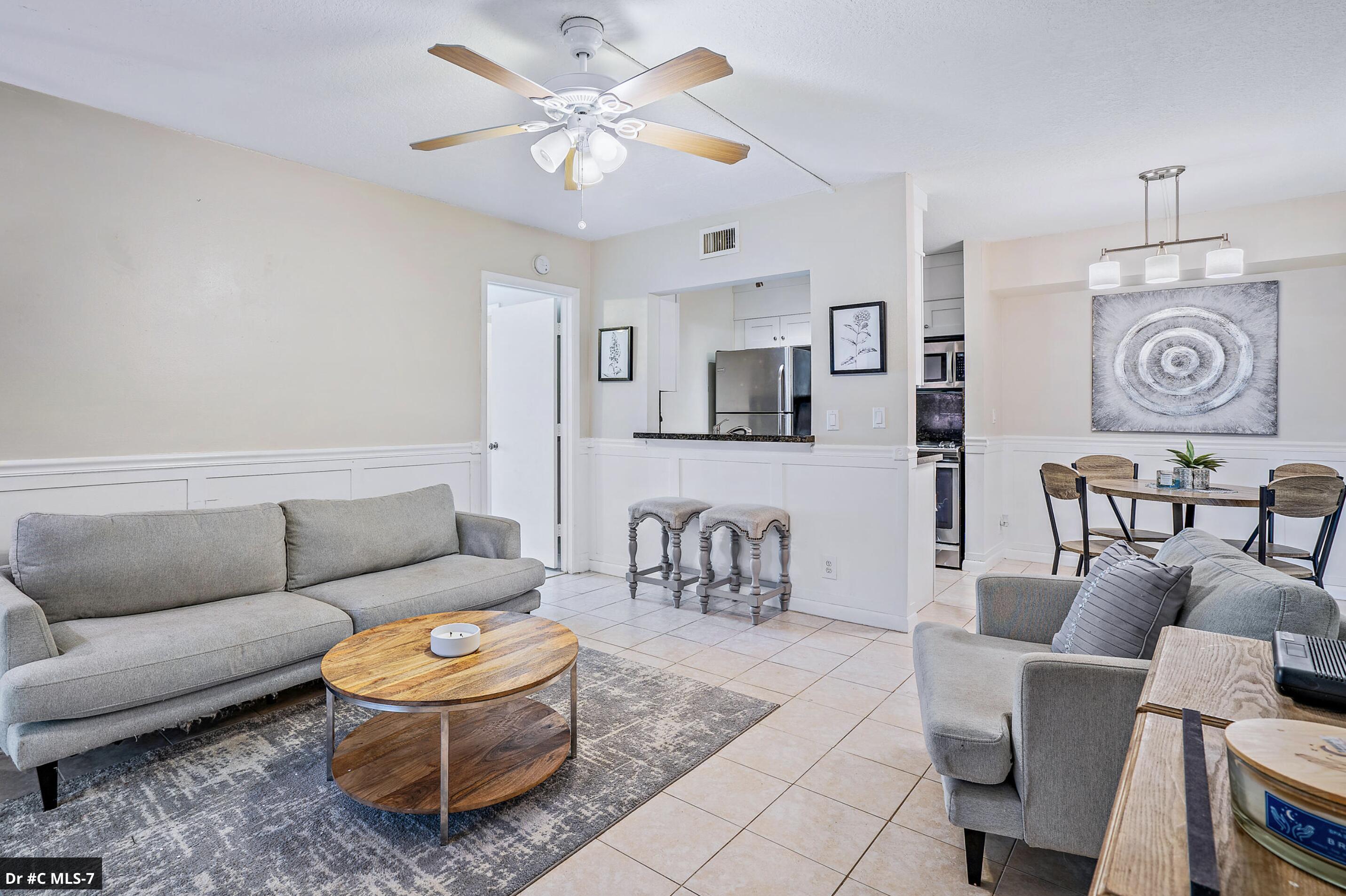 CHASEWOOD OF JUPITER CONDO - Residential Lease