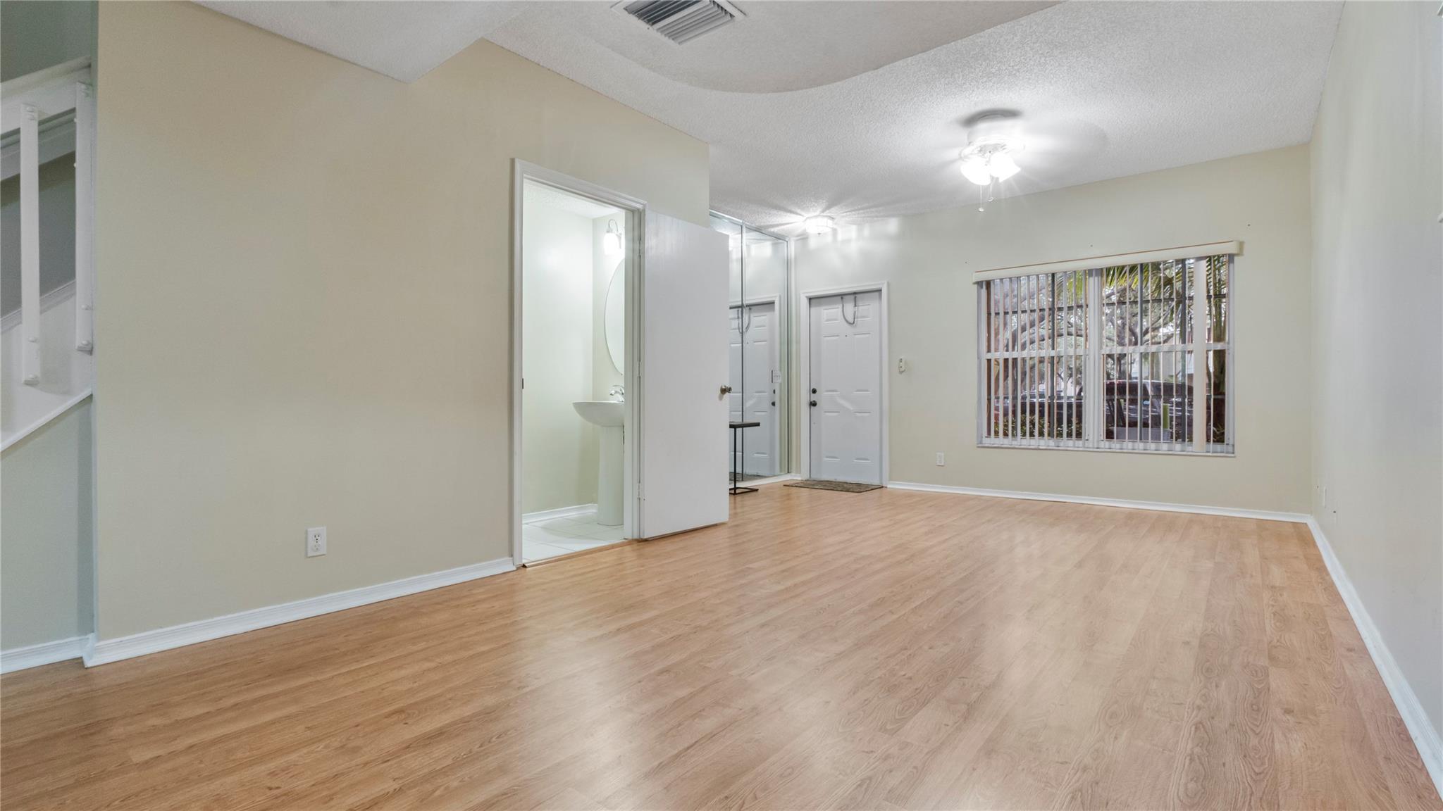 165 SW 96th Ter 165