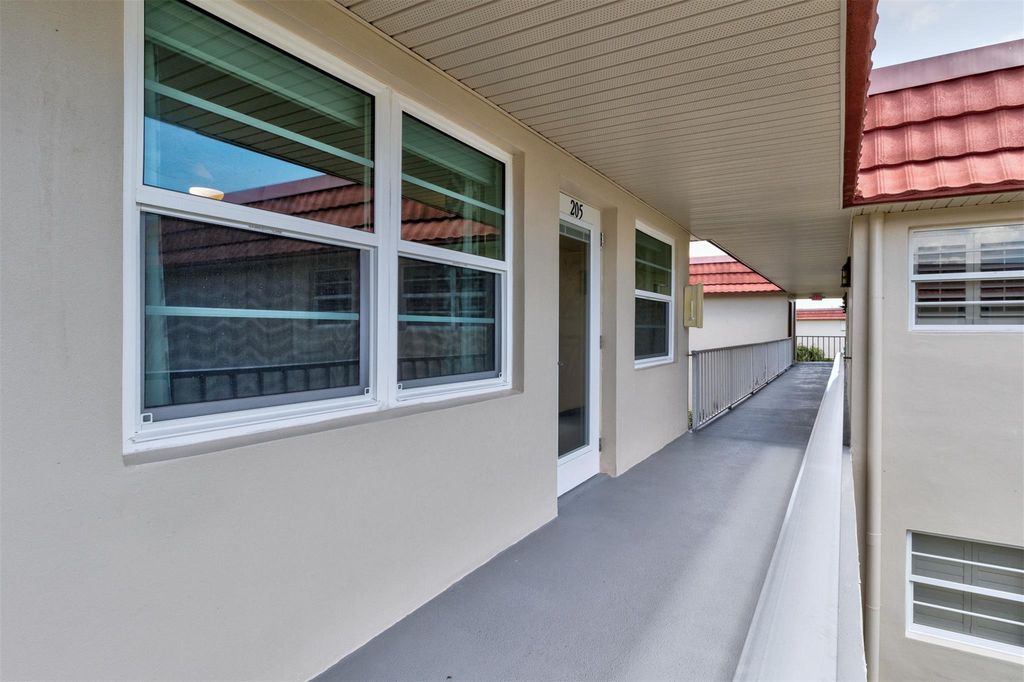 Photo of 32 Pine Arbor Lane #205, Vero Beach, FL 32967 (MLS # F10532480)