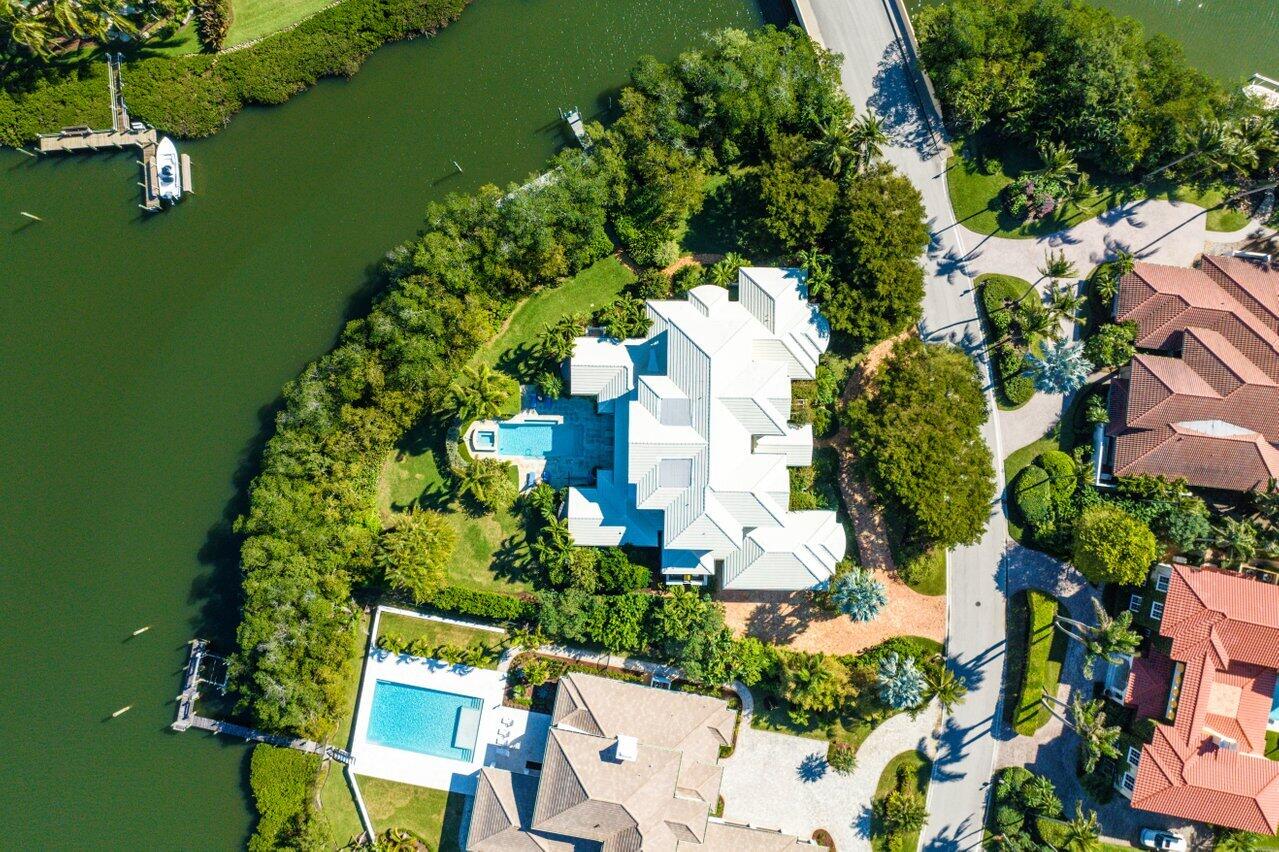 SAILFISH POINT - Residential