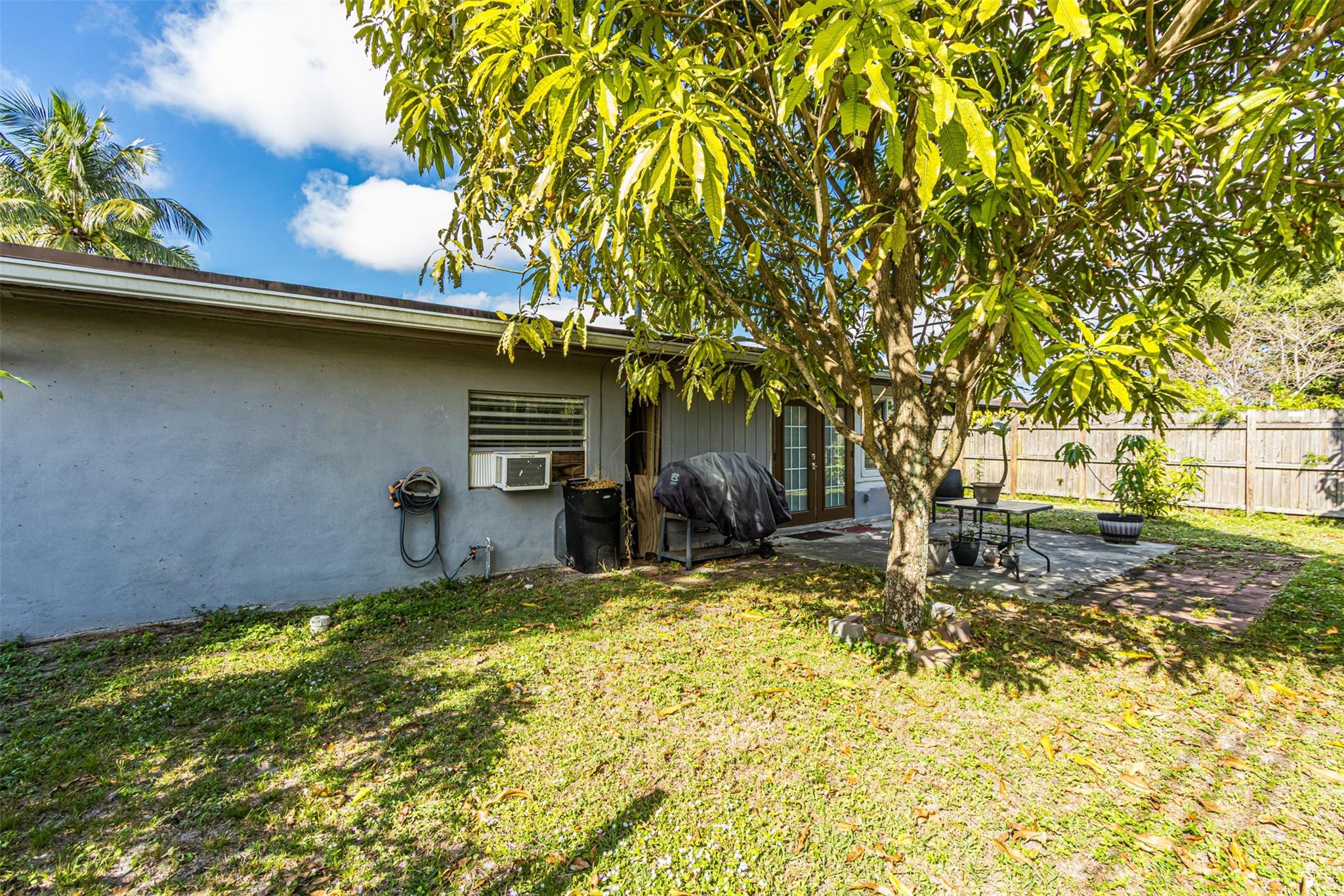 Broadview Country Club Es - Residential