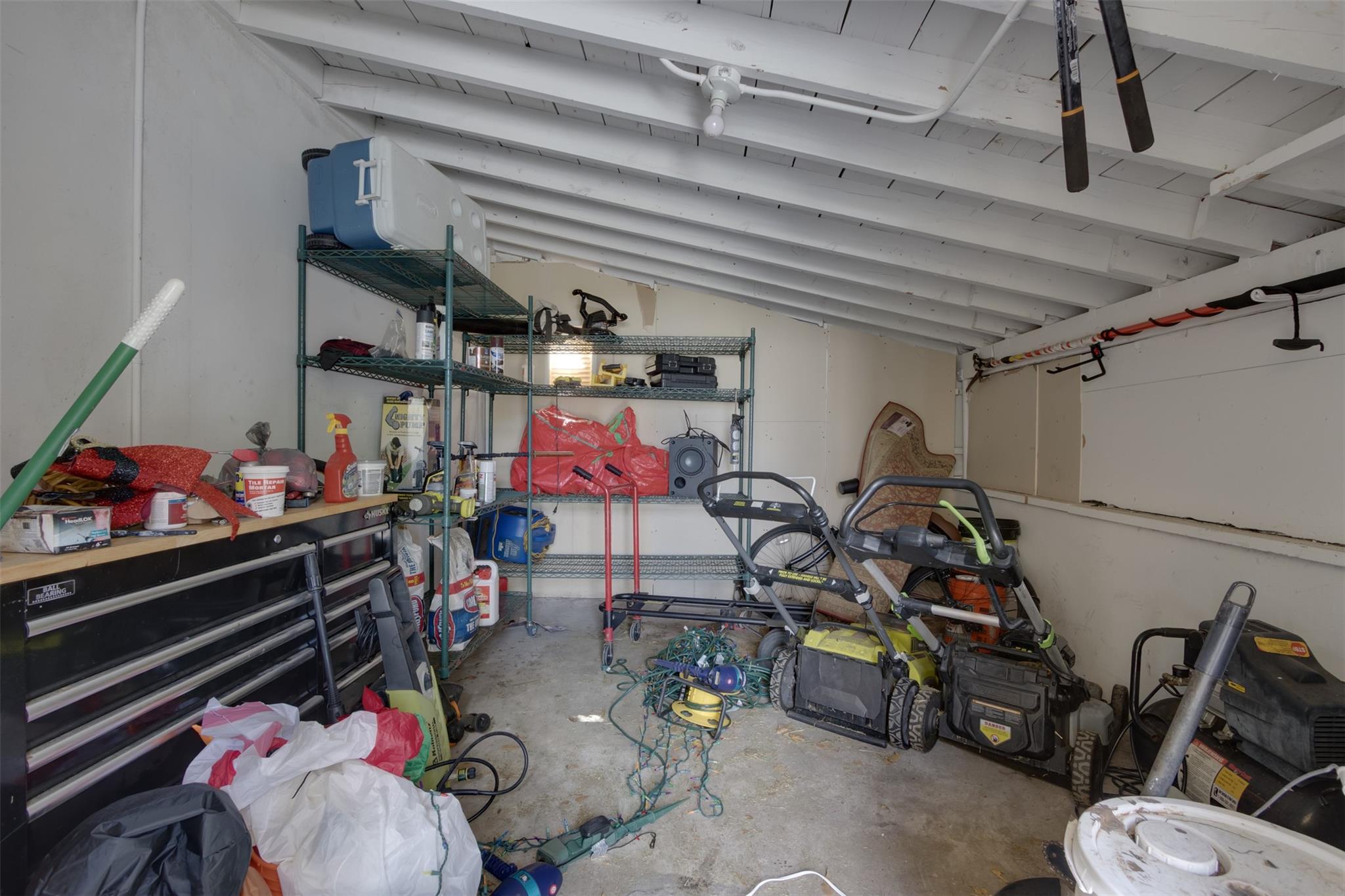 Broadview Country Club Es - Residential