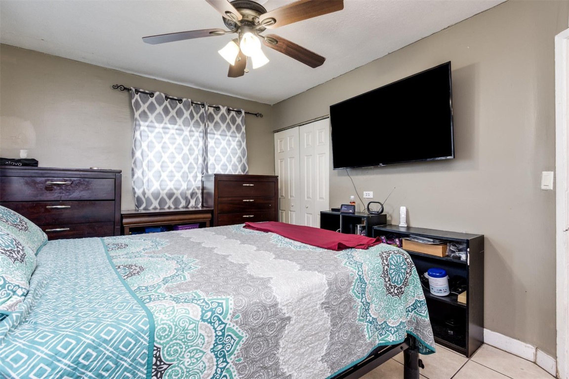 Broadview Country Club Es - Residential