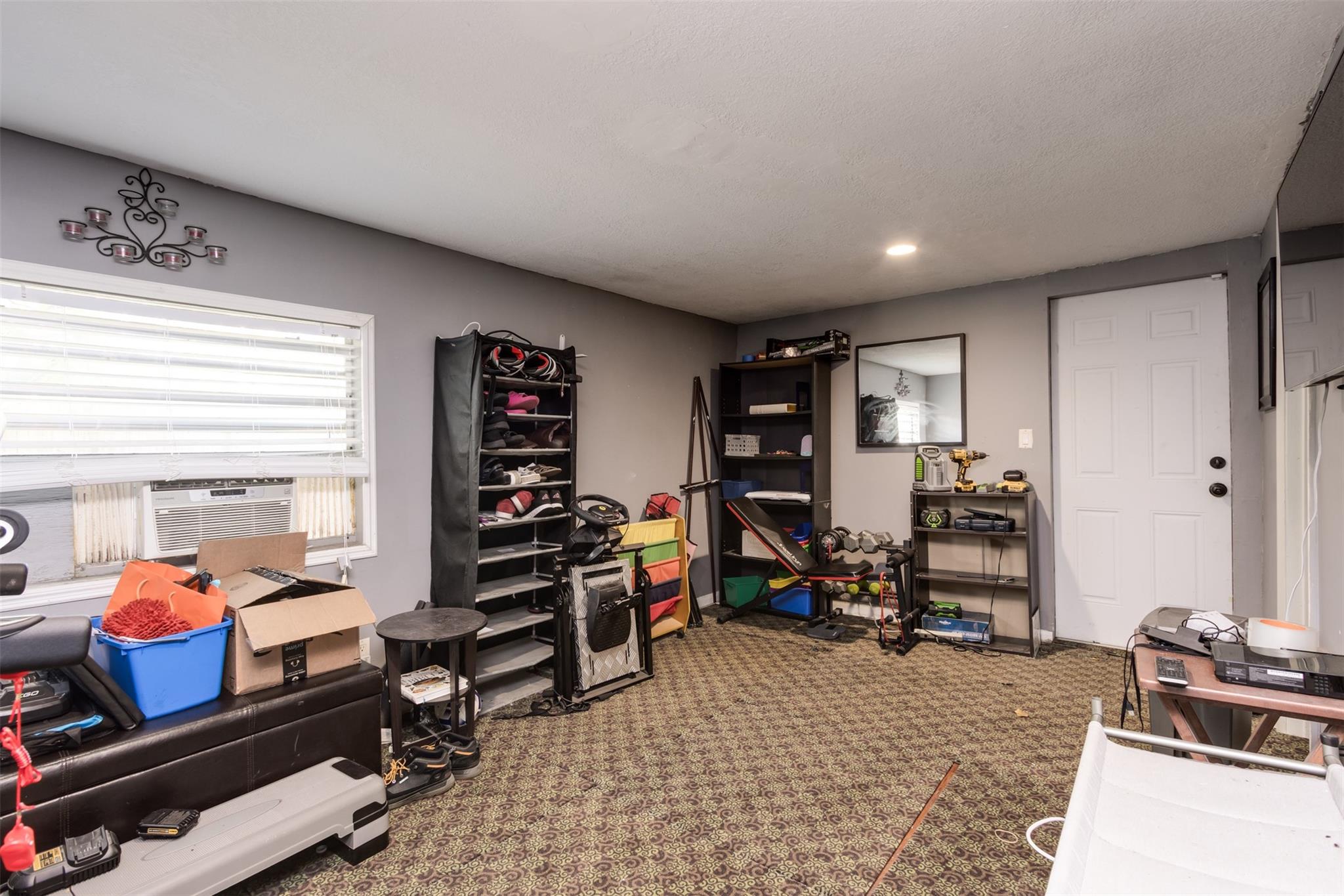 Broadview Country Club Es - Residential