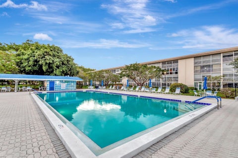 Tiny photo for 2401 Antigua Circle #F1, Coconut Creek, FL 33066 (MLS # B26001905)