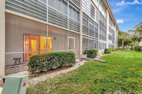 Tiny photo for 2401 Antigua Circle #F1, Coconut Creek, FL 33066 (MLS # B26001905)
