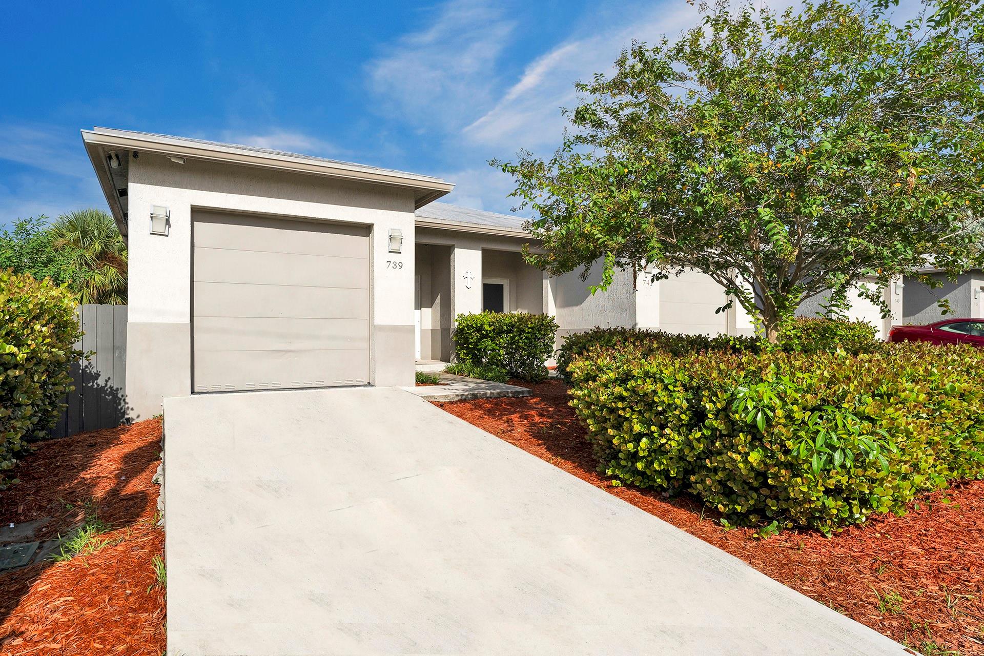 741 NW 2nd Ave