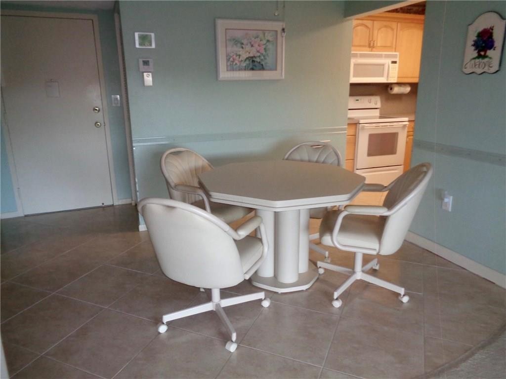 Sabal Palm Village Condo - Residential