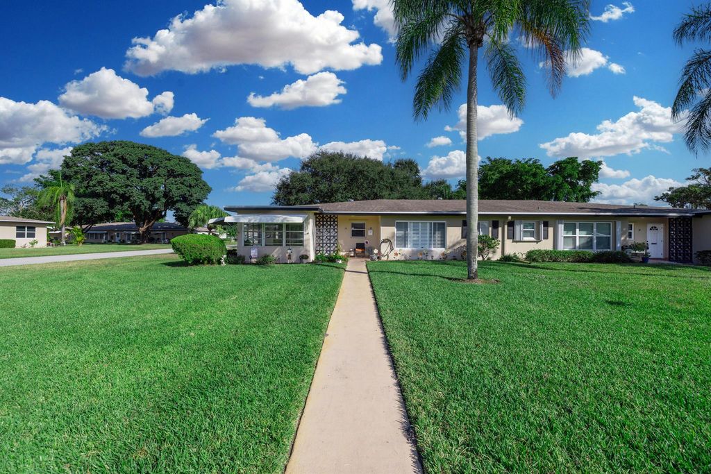 Photo of 1022 Circle Drive #A, Delray Beach, FL 33445 (MLS # R11143395)