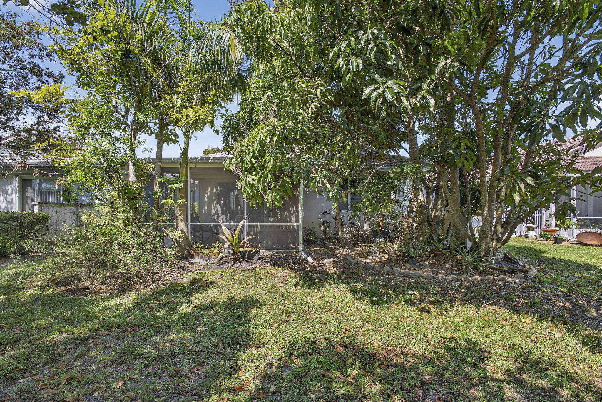 BAYWINDS/PELICAN - Residential