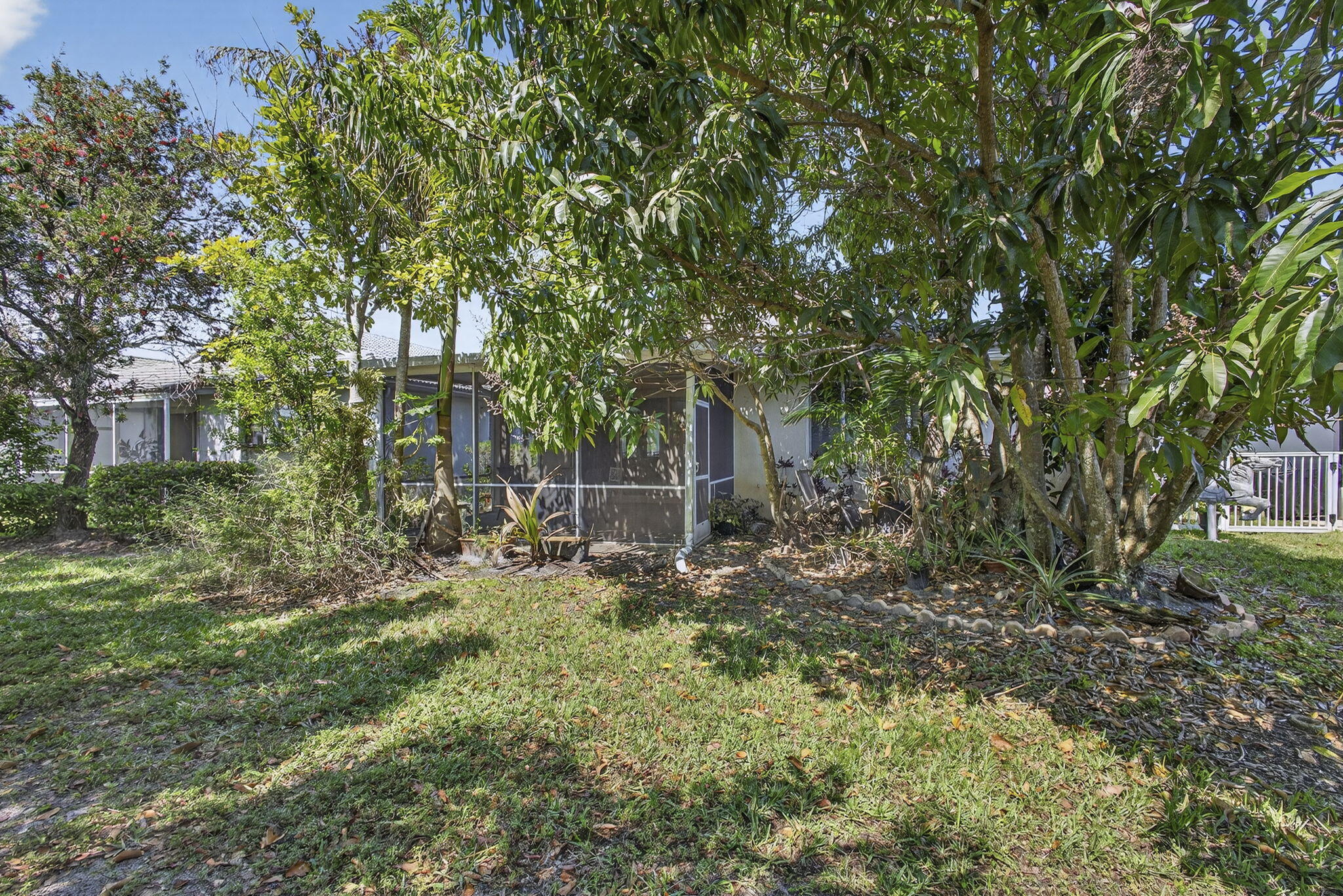 BAYWINDS/PELICAN - Residential