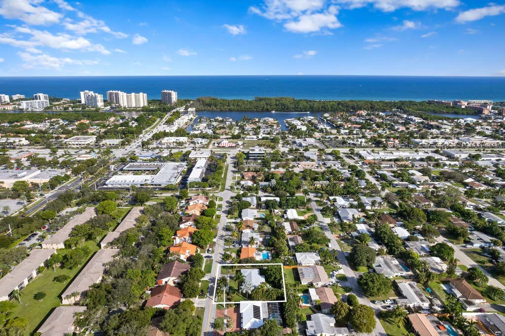 Photo of 440 NE 38th Street, Boca Raton, FL 33431 (MLS # R11158895)