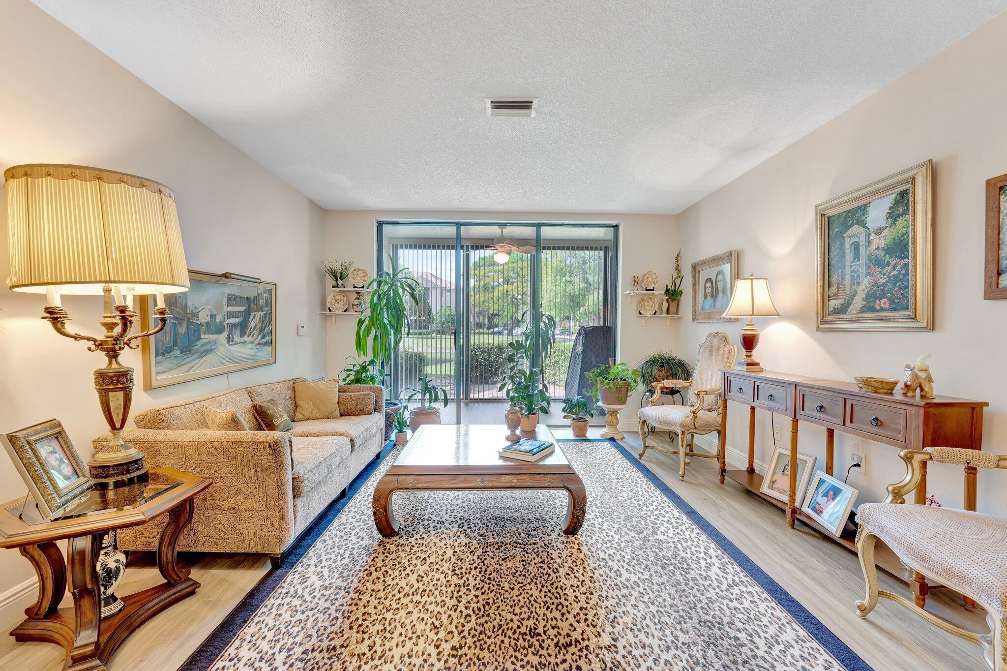 4101 Coral Tree Circle 116